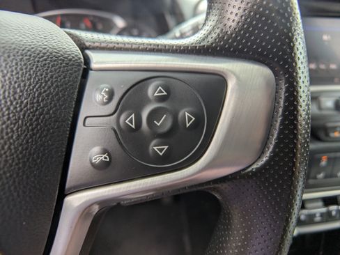 Used 2024 GMC Terrain SLE AWD/4WD image 24