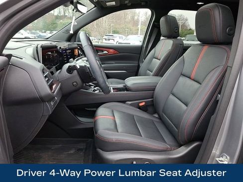 Used 2025 Chevrolet Traverse RS w/ LPO, Floor Liner Package image 17