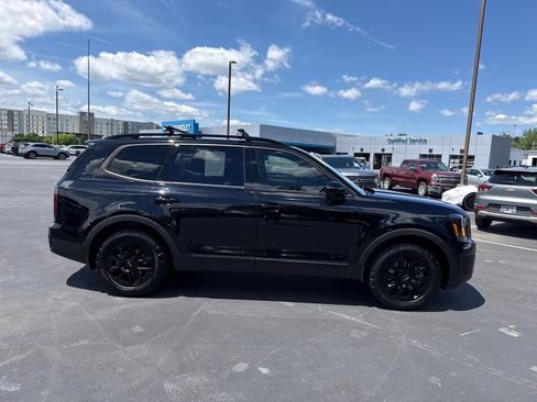 Used 2024 Kia Telluride SX Prestige X-Pro AWD/4WD image 2