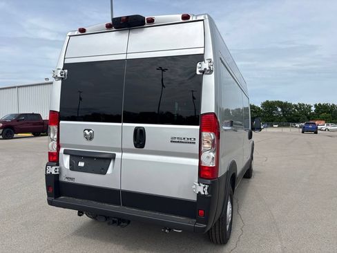 New 2026 RAM ProMaster 2500 w/ Cold Weather Group FWD image 7
