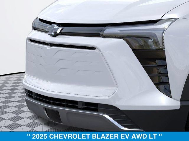New 2025 Chevrolet Blazer EV LT AWD/4WD image 13