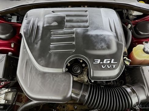 Used 2020 Dodge Charger SXT w/ Leather Interior Group image 38