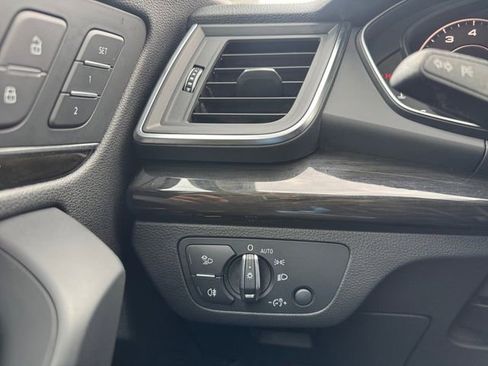 Used 2018 Audi Q5 2.0T Premium Plus w/ Premium Plus Package image 6