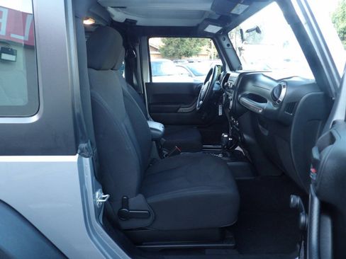 Used 2013 Jeep Wrangler Sport w/ Connectivity Group AWD/4WD image 6
