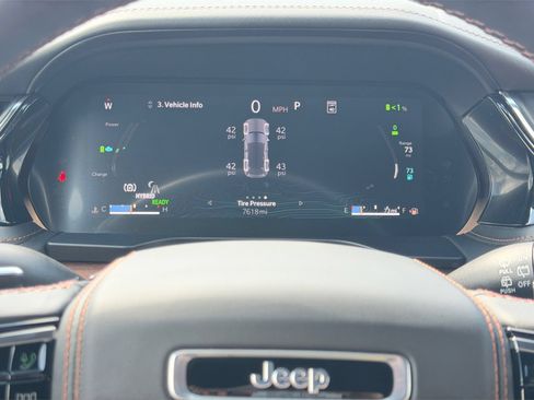 Used 2025 Jeep Grand Cherokee Summit w/ Advanced Protech Group IV AWD/4WD image 47