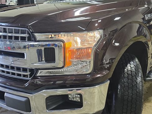 Used 2018 Ford F150 XLT w/ Equipment Group 301A Mid image 26