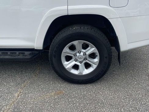 Used 2023 Toyota 4Runner SR5 Premium w/ Moonroof Package image 9