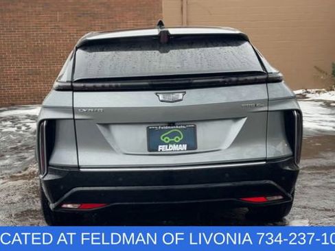 Used 2024 Cadillac Lyriq Luxury image 7