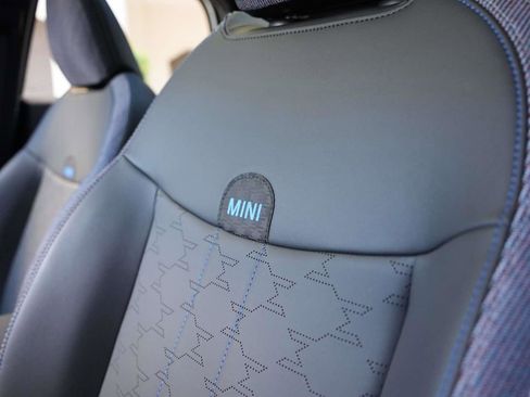 Certified 2025 MINI Cooper Countryman S image 17