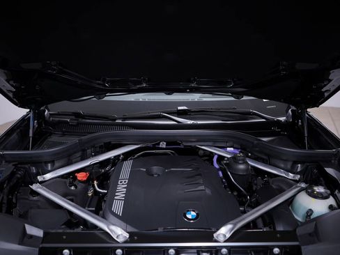 Used 2026 BMW X7 xDrive40i w/ M Sport Package image 14