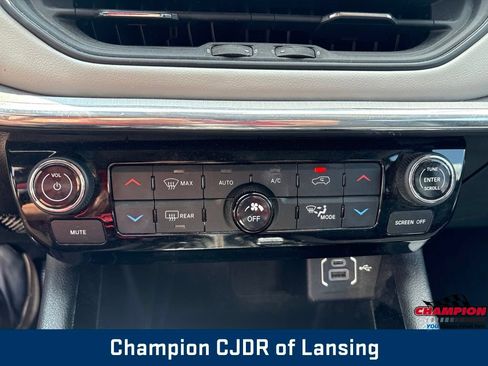Used 2022 Jeep Compass Limited AWD/4WD image 26