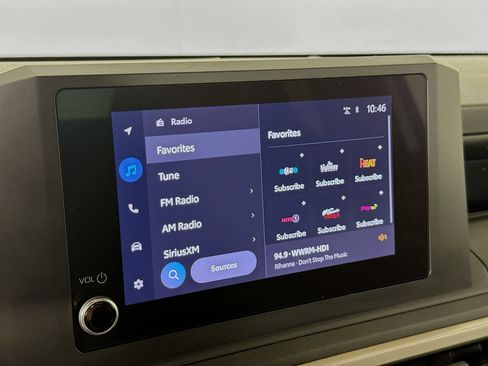 Used 2025 Toyota Tacoma SR image 17