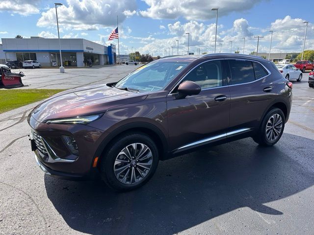 Used 2024 Buick Envision Preferred AWD/4WD image 1