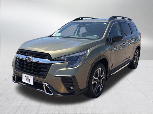 Certified 2024 Subaru Ascent Touring w/ Popular Package #2 AWD/4WD image 3