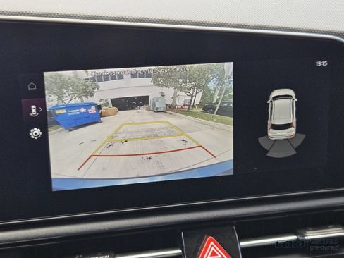 Certified 2024 Kia Niro Wind FWD image 22