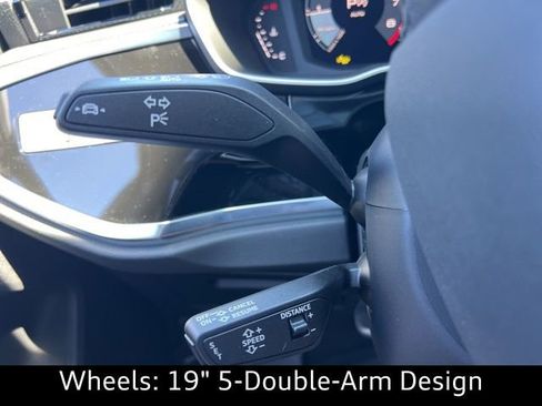 New 2025 Audi Q3 2.0T Premium image 27