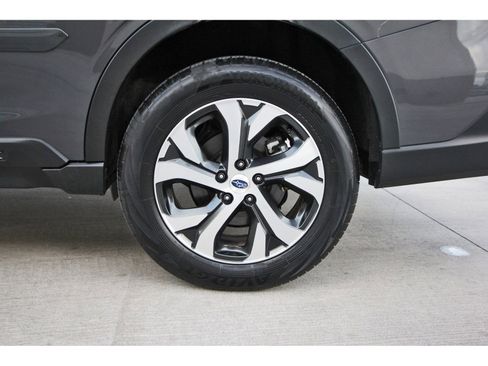 Used 2022 Subaru Outback Limited image 31