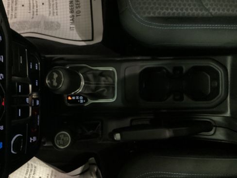 Used 2025 Jeep Wrangler Unlimited Rubicon 4xe w/ Safety Group image 28