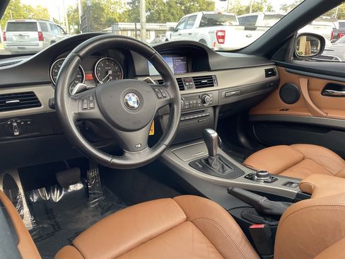 Used 2013 BMW 335i Convertible image 13