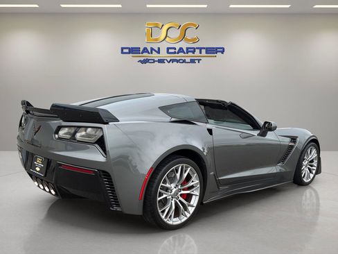 Used 2016 Chevrolet Corvette Z06 w/ 3LZ Preferred Equipment Group RWD image 5