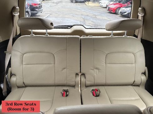 Used 2011 Toyota Land Cruiser w/ Upgrade Pkg AWD/4WD image 29