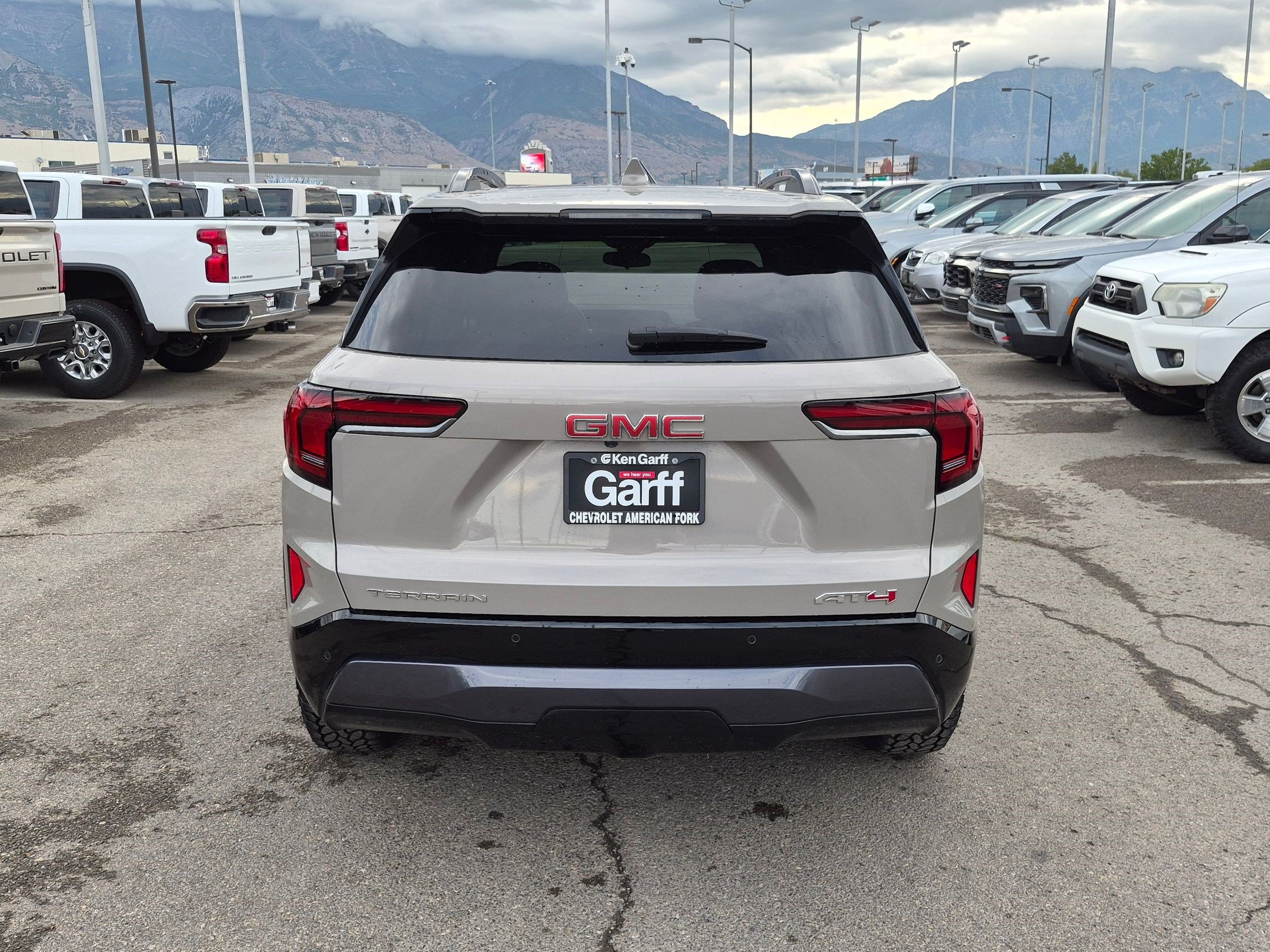 Used 2026 GMC Terrain AT4 AWD/4WD image 4
