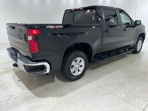 Used 2024 Chevrolet Silverado 1500 LT w/ Leather Package AWD/4WD image 5