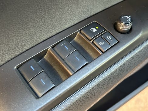 Certified 2023 Toyota Camry SE image 16