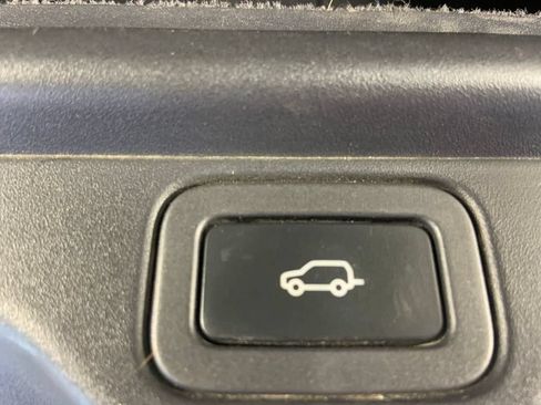 Used 2019 Land Rover Range Rover HSE AWD/4WD image 12