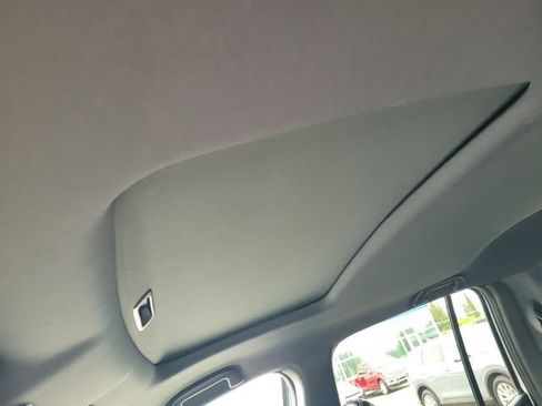 Used 2025 Honda Ridgeline Black Edition image 21