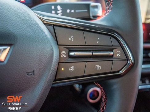 New 2025 Chevrolet Equinox EV RS w/ LPO, Illumination Package image 35