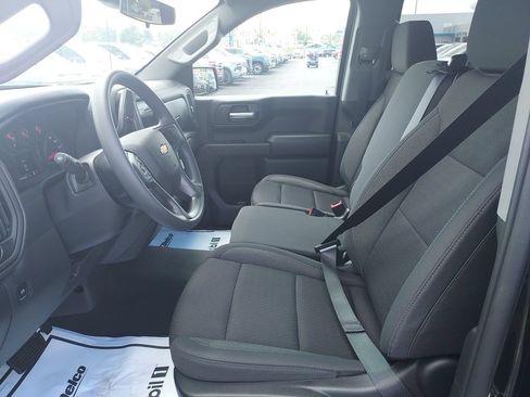 New 2026 Chevrolet Silverado 1500 Custom AWD/4WD image 9