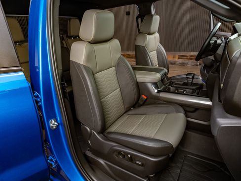 Used 2023 Chevrolet Silverado 1500 ZR2 w/ Technology Package image 27