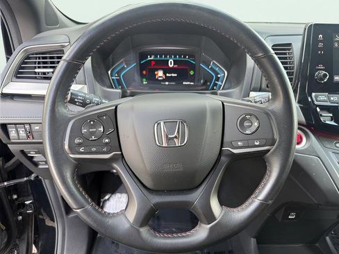 Used 2023 Honda Odyssey Sport image 16