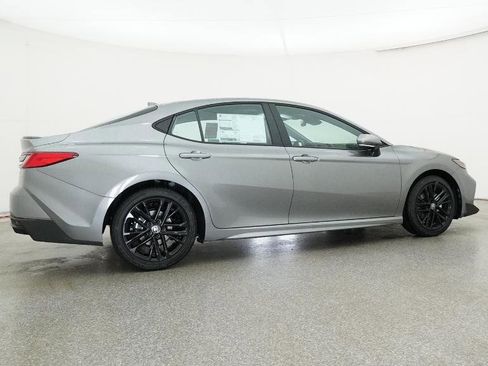 New 2026 Toyota Camry SE FWD image 8
