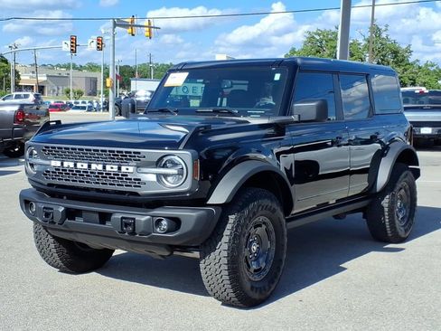 Certified 2025 Ford Bronco Badlands w/ Sasquatch Package AWD/4WD image 11