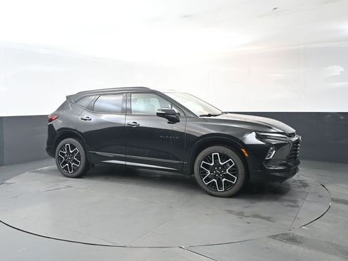 Used 2024 Chevrolet Blazer RS w/ Enhanced Convenience Package image 7