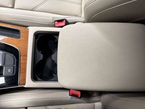 Used 2023 Audi Q5 e Premium Plus w/ Premium Plus Package image 21