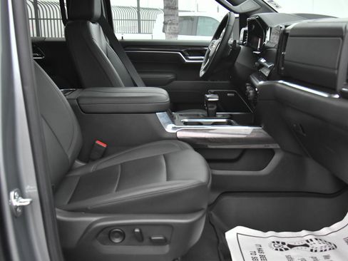 Used 2025 Chevrolet Silverado 1500 LTZ w/ Technology Package image 61