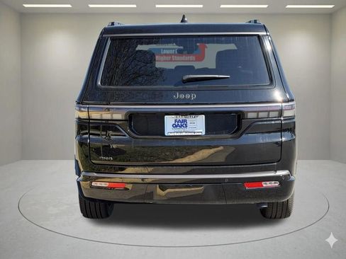 New 2026 Jeep Grand Wagoneer Limited AWD/4WD image 7