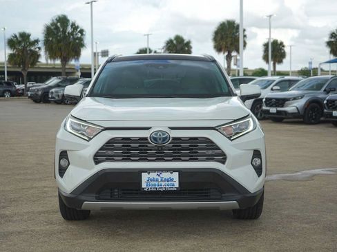Used 2019 Toyota RAV4 Limited AWD/4WD image 6