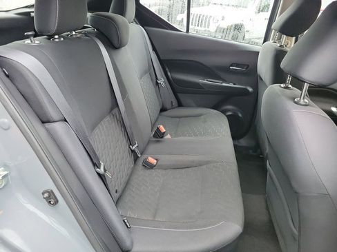 Used 2022 Nissan Kicks SV image 20