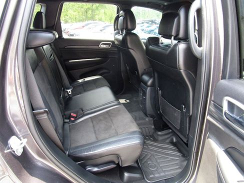 Used 2020 Jeep Grand Cherokee Altitude AWD/4WD image 28