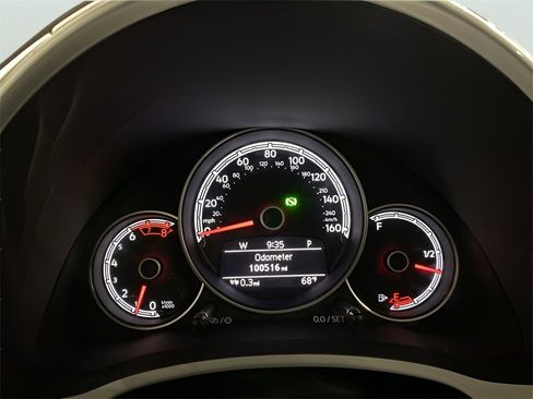 Used 2019 Volkswagen Beetle 2.0T SE image 15