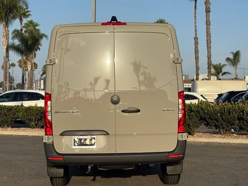 Used 2026 Mercedes-Benz Sprinter 2500 image 39