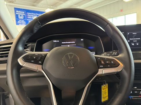 Used 2025 Volkswagen Jetta S FWD image 18