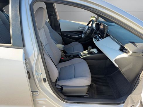 Used 2024 Toyota Corolla SE image 7