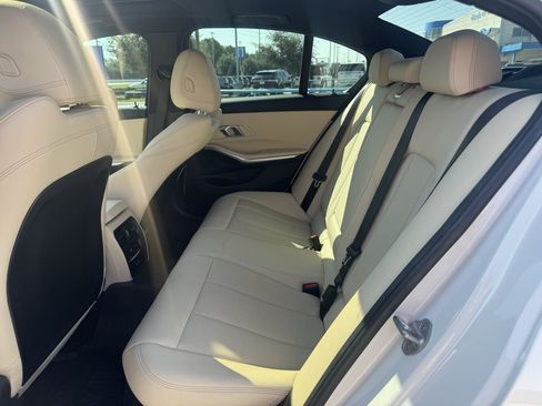 Used 2024 BMW 330i Sedan w/ Premium Package RWD image 28