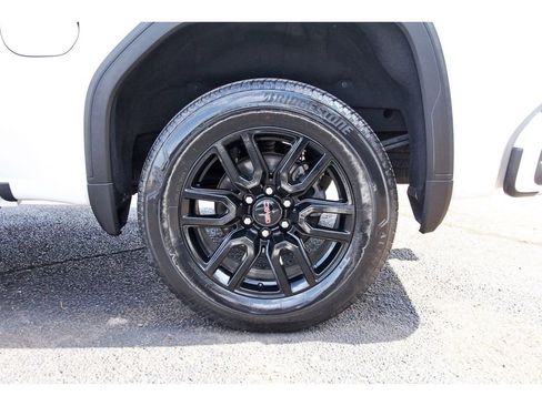 Used 2022 GMC Sierra 1500 Elevation image 31