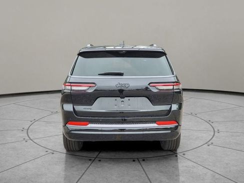 New 2026 Jeep Grand Cherokee L Limited AWD/4WD image 11
